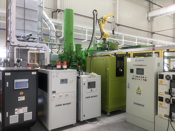 智能高精度压铸模温机