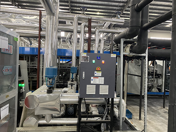 复合材料成型模温机