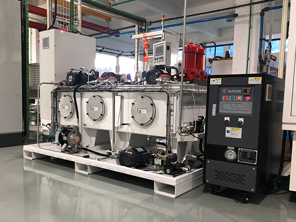 变速箱控温模温机