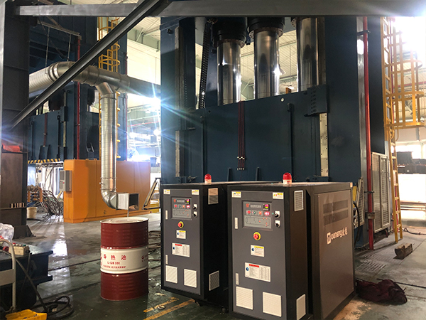 玻璃钢成型油加热器