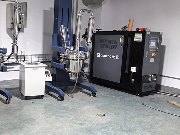 模温机和冷水机的区别