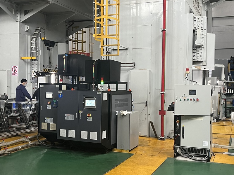 模温机温度偏差怎么调？