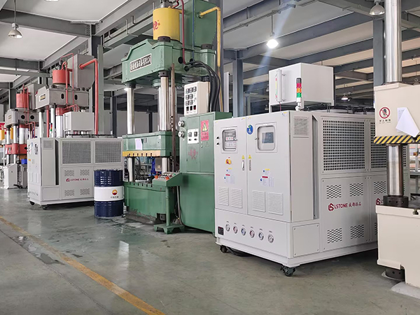 防弹材料器材风冷式冷热一体机——应用案例