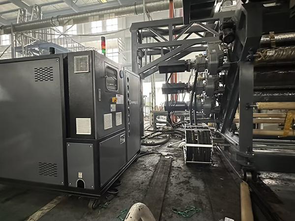 内饰材料生产线水冷式冷热一体机——应用案例