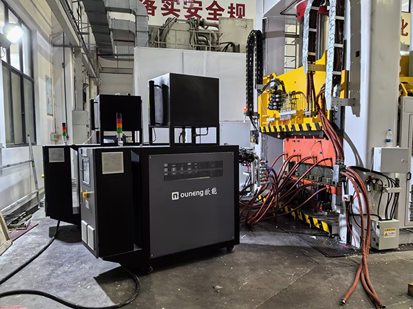 液压机上下?？匚耂MC模压模温机——应用案例