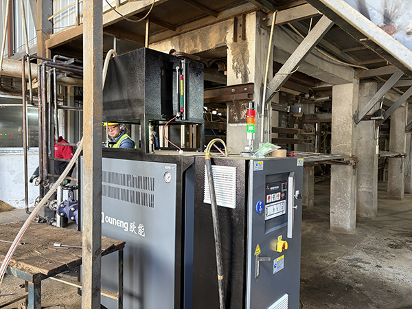 刨花板原料压制热压机专用模温机——应用案例